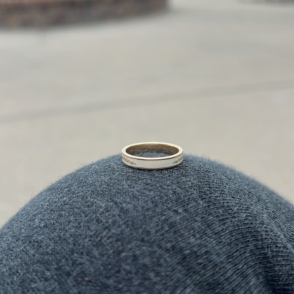 Marrow Fine jewelry 14k yellow gold white enamel size 6 always ring - Picture 8 of 9